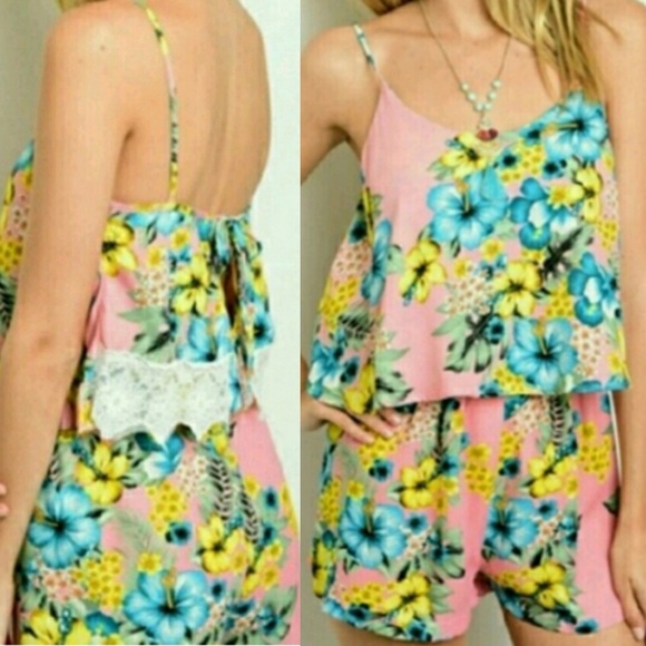 Other - Floral Lace Envelope Hem Open Back Romper